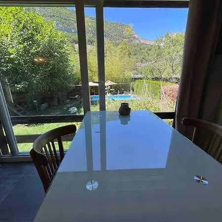 La Tiny House De Chaparon Apartment