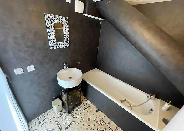 La Tiny House De Chaparon Апартаменты *